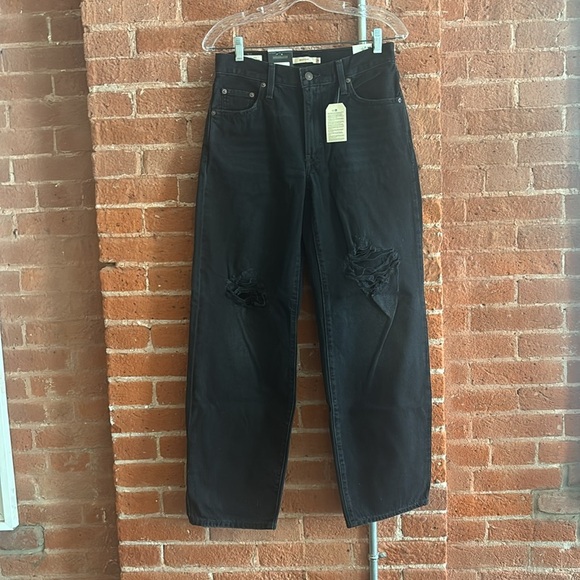 NWT Levi’s Baggy Dad Jeans, ripped black - Picture 2 of 6
